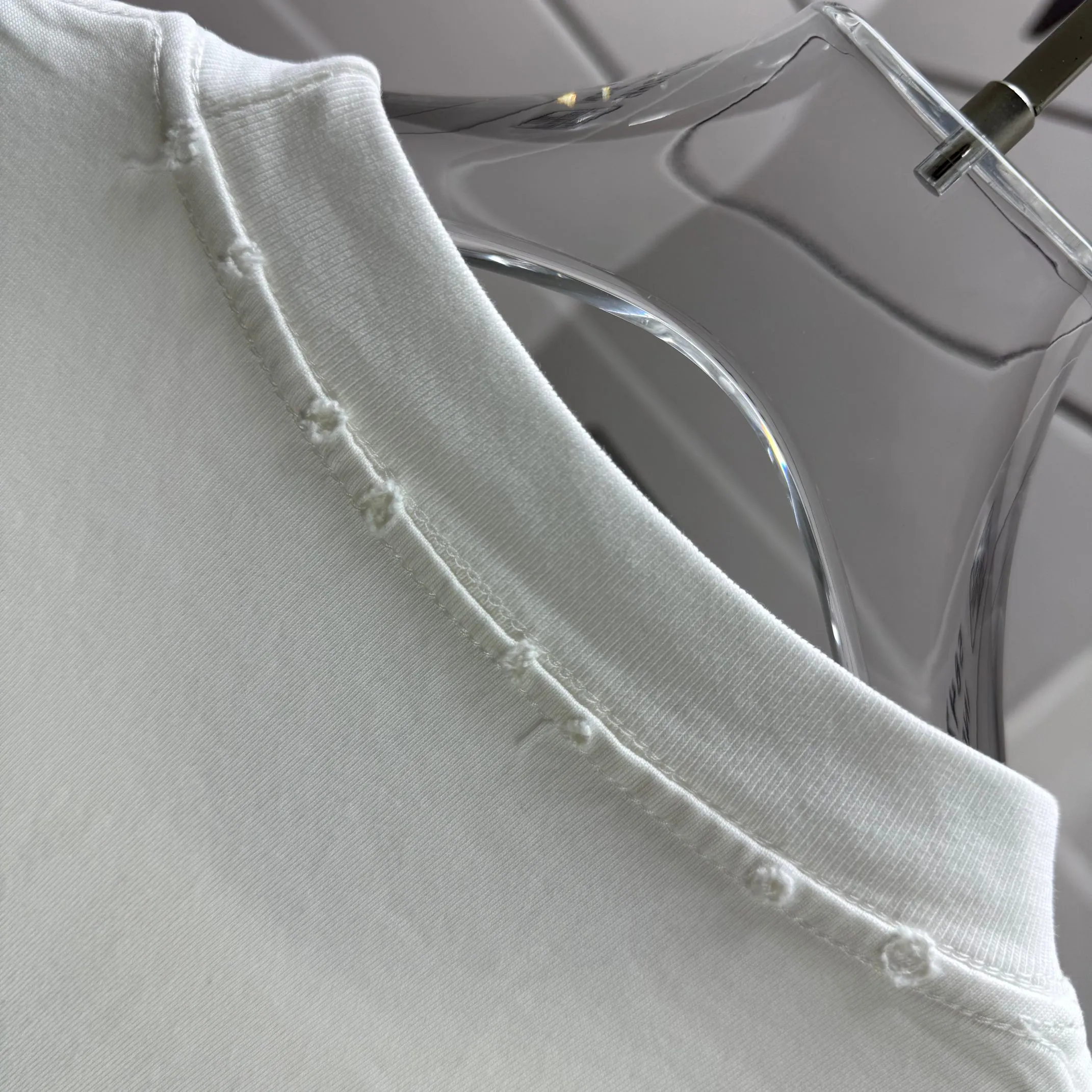 P160 Ston* islan* 石*岛 2025 autumn and winter new style Washed and worn 320g round neck short-sleeved tee Unisex loose version Color: Washed black Washed white Washed gray Brown Size: S M L XL XXL Size: S (90-130 pounds) M (120-150 pounds) L (140-165 pounds) (160-180 catties) XXL (180-210 catties)